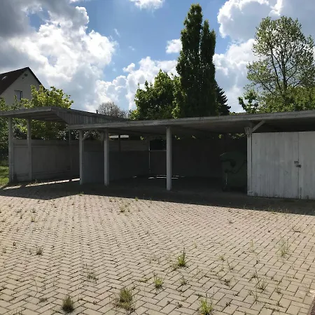 Hennies Hannover 3* Зенде