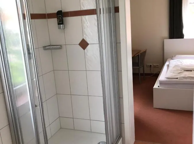 Hennies Hannover 3* Sehnde